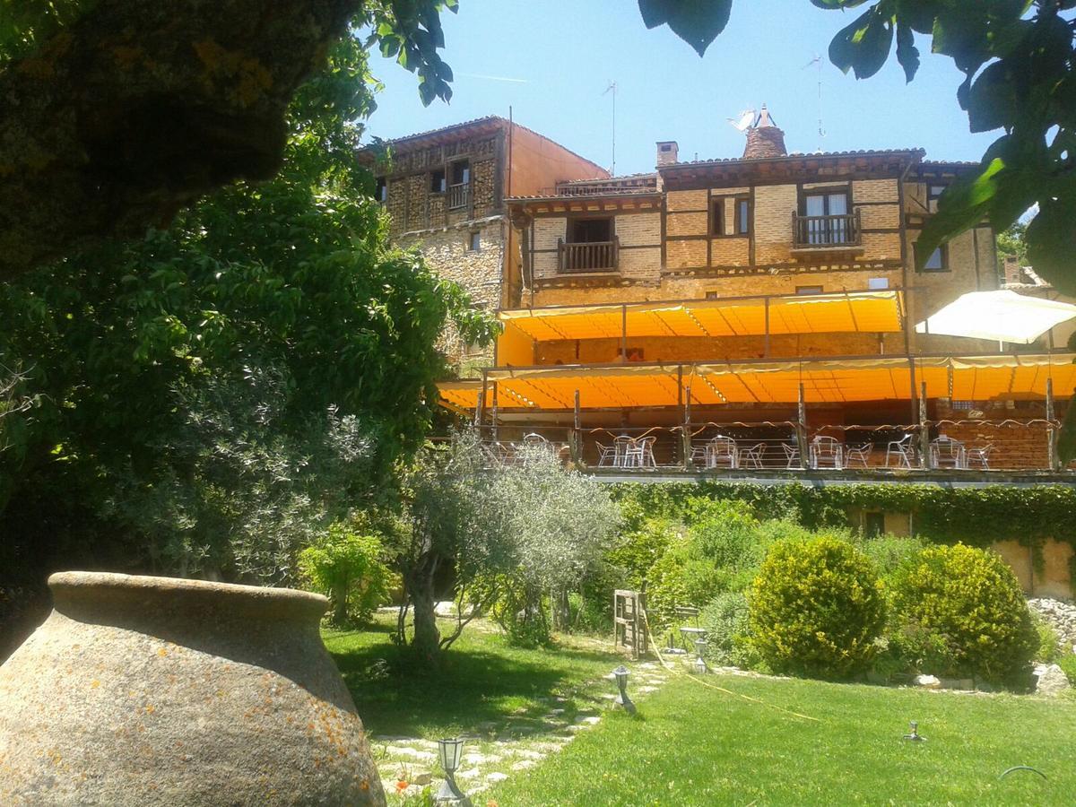 Hotel Rural Calatañazor Exterior foto